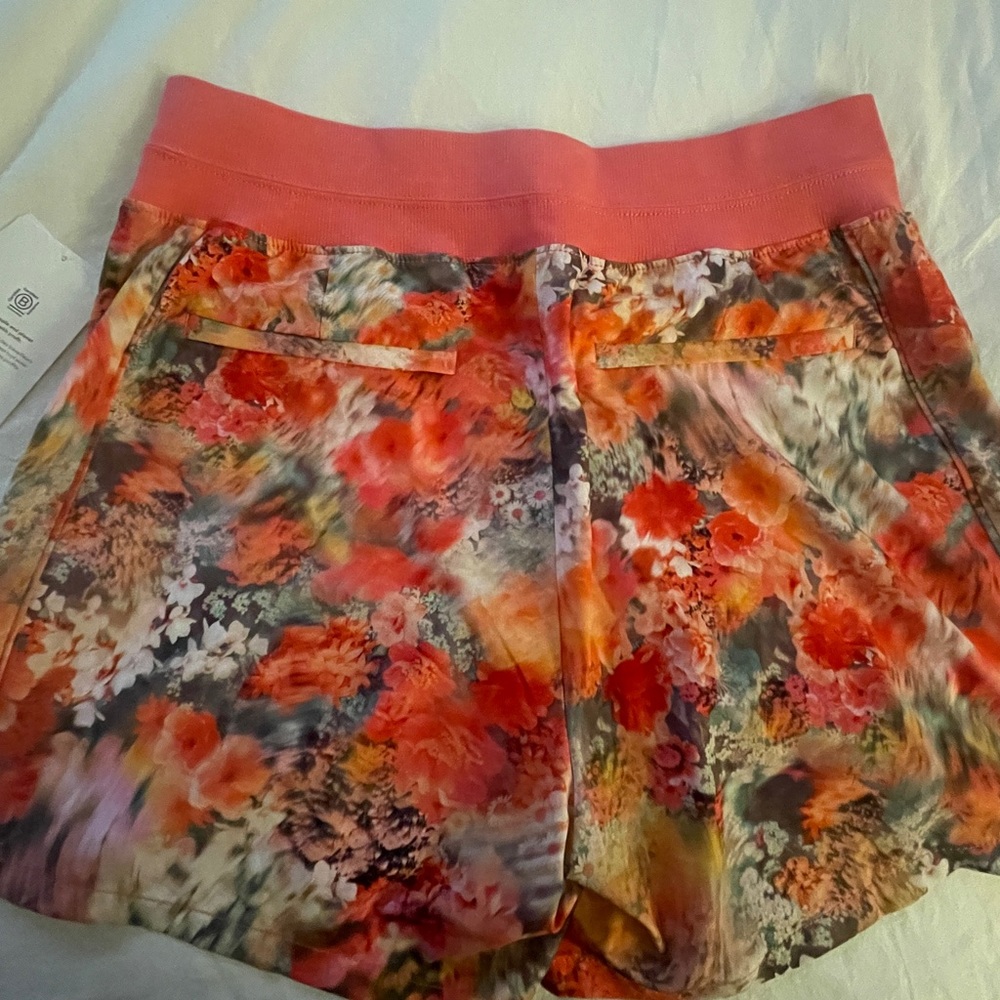 Athleta Floral Shorts - Picture 2 of 6